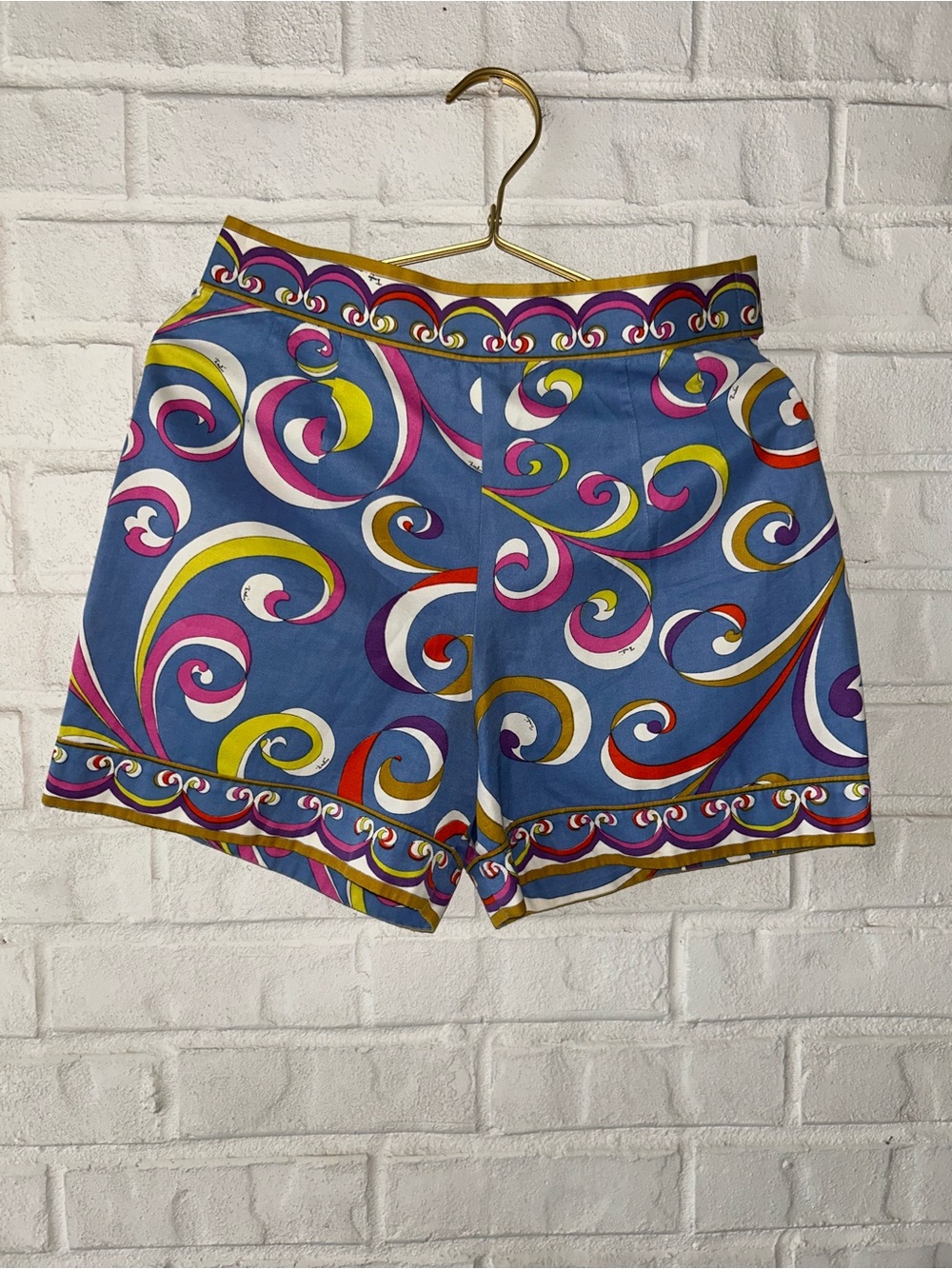 Emilio Pucci shorts vintage